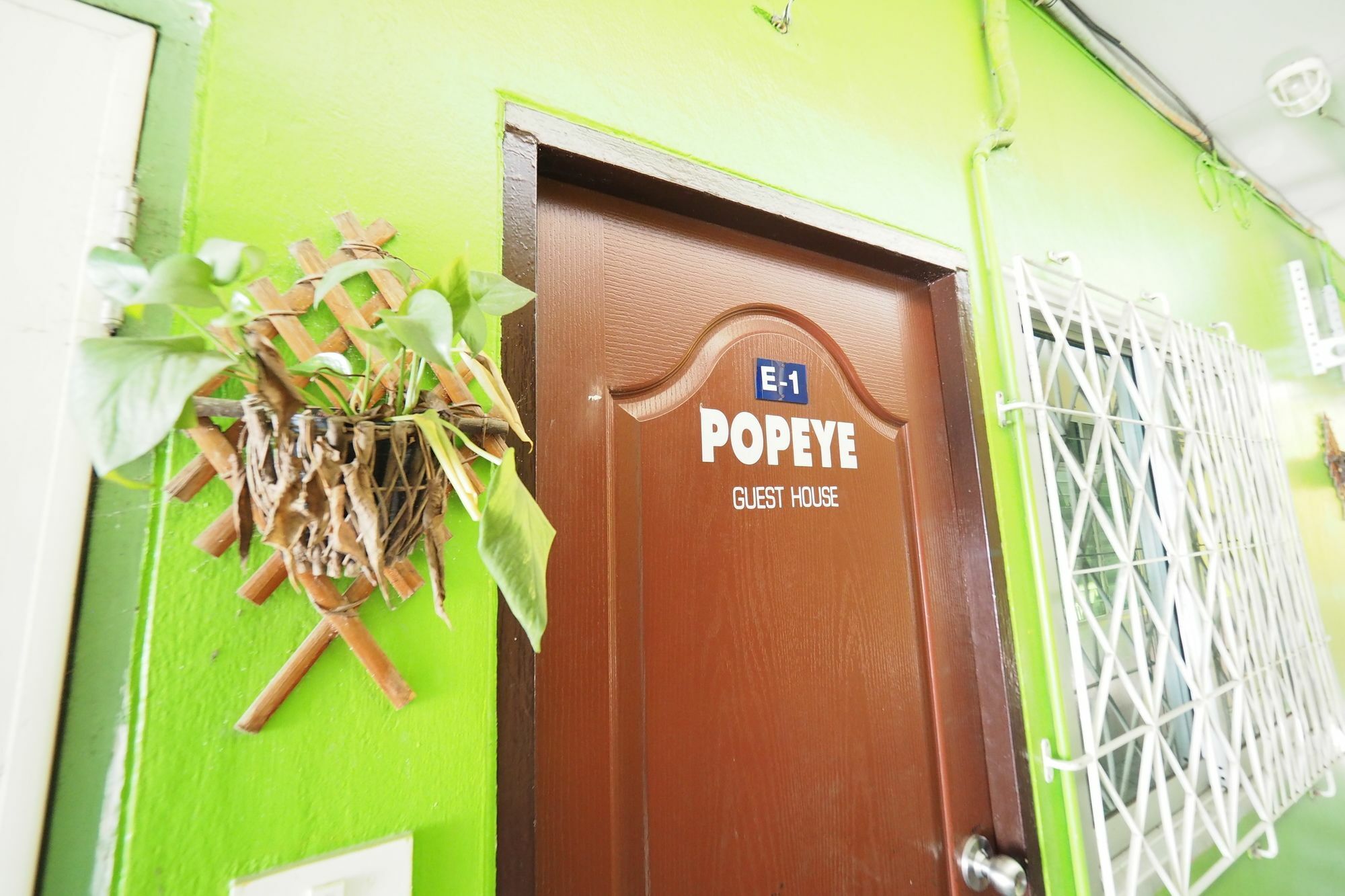 Popeye Guesthouse Ao Nang Exteriör bild